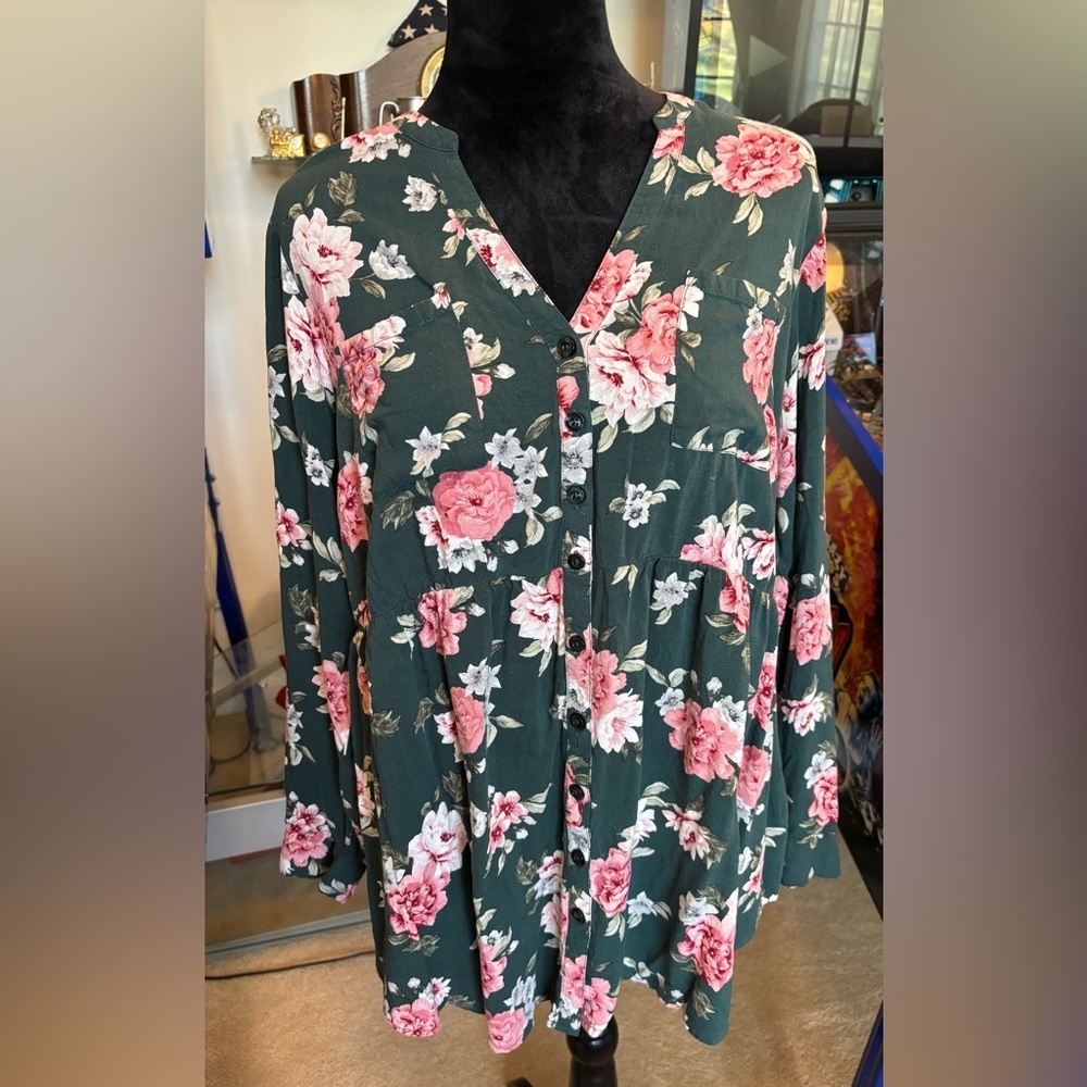 Torrid Emma Babydoll Challis Button-Front Floral Print Tunic Size 1X